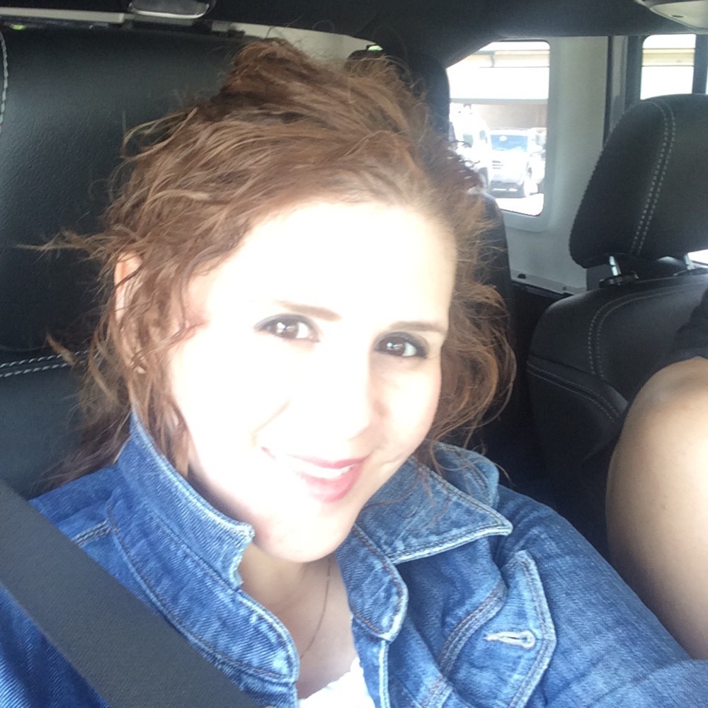 Meet your Posher, Gloria